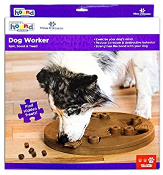 Nina Ottosson Dog Worker Spin Scoot & Treat