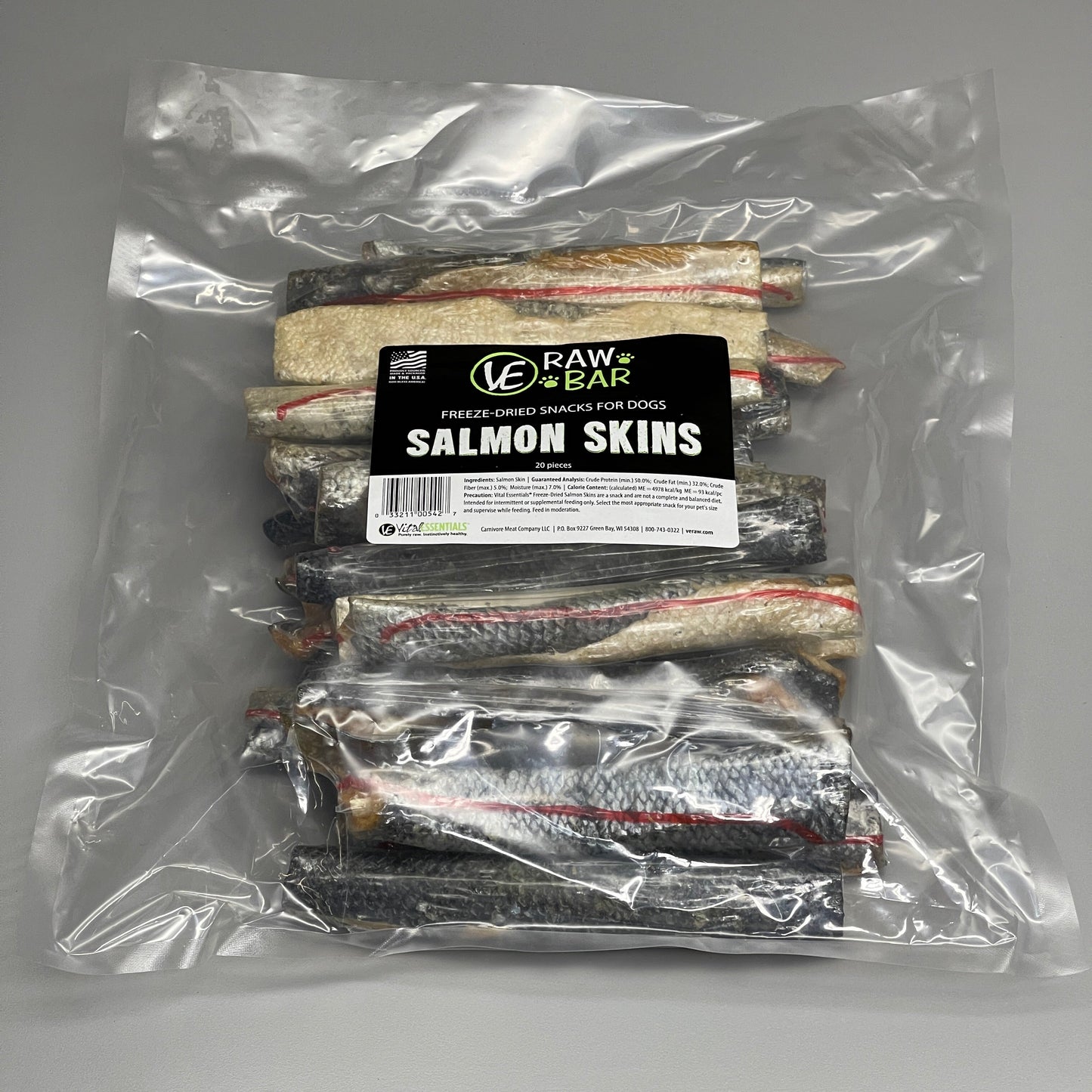 VITAL ESSENTIALS Raw Bar Freeze-Dried Salmon Skins Dog Treats 20 pcs (07/24)