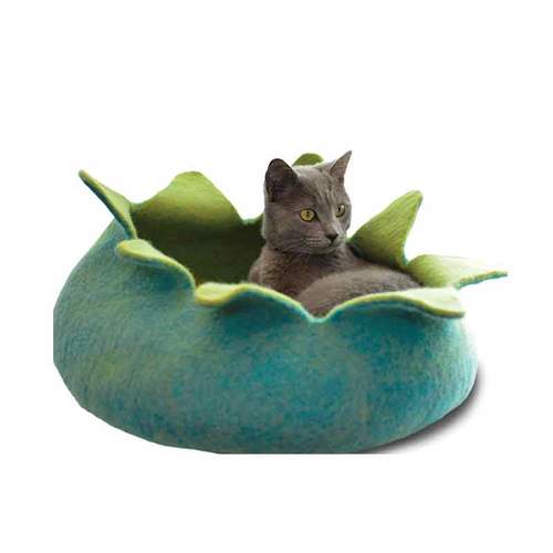 Dharma Dog Karma Cat - Basket  Petals
